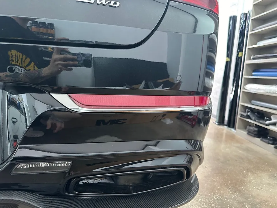 Genesis GV80 vinyl wrap - Genesis GV80 Vinyl Wrap Review: Chrome Delete for a Sleek Look photo 4