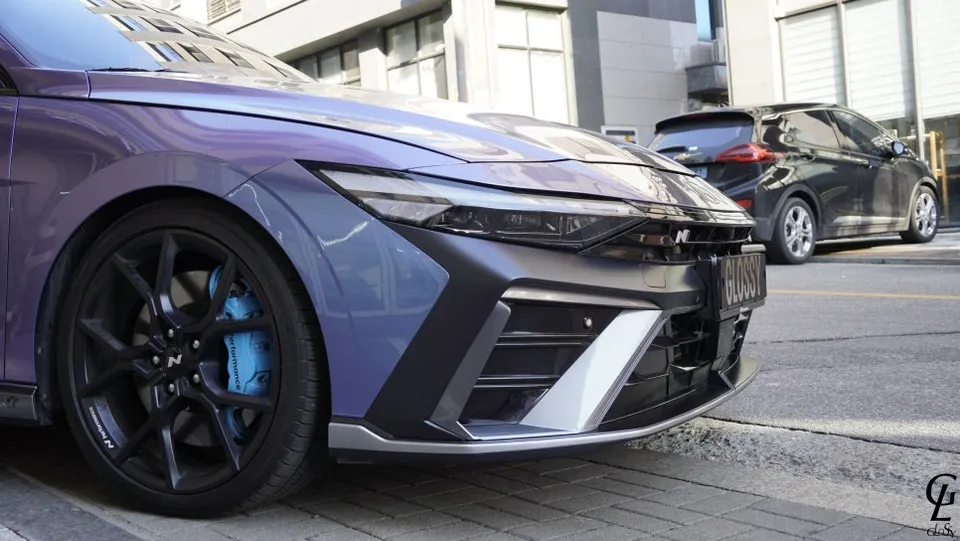Hyundai Elantra N vinyl wrap installation result