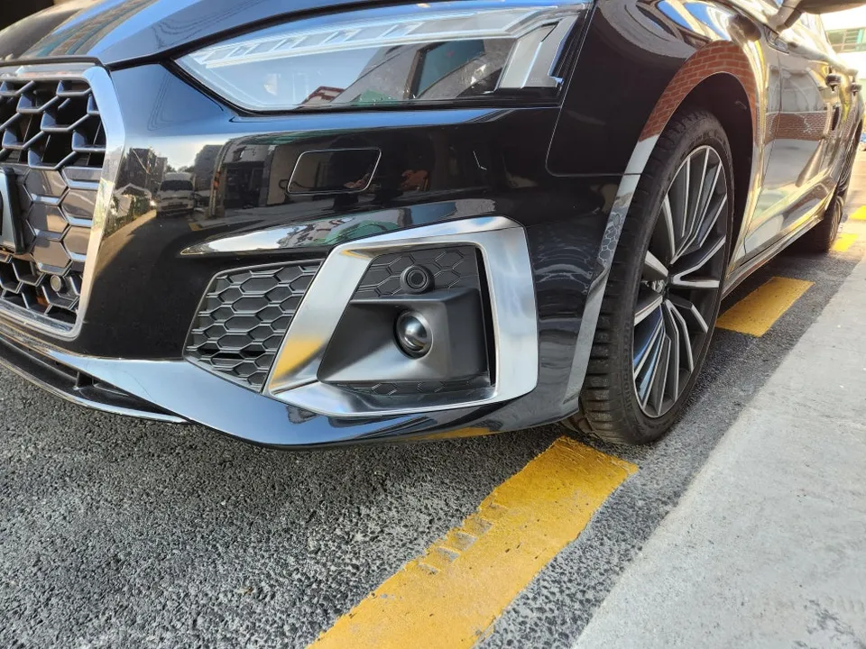 Audi A5 vinyl wrap - Audi A5 Vinyl Wrap Review: Chrome Delete Cost & Results photo 5