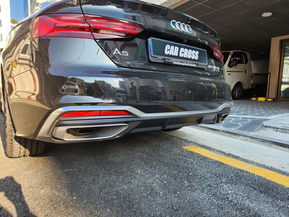 Audi A5のカーラッピング事例｜クロームをブラック化 施工写真 2-2