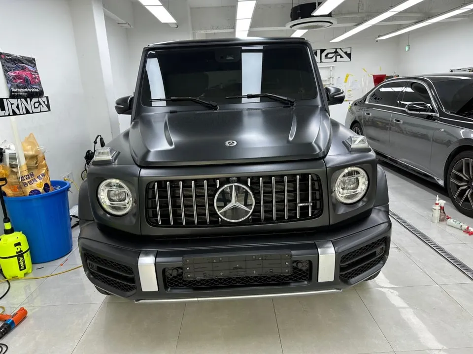 Mercedes-Benz G63 AMG vinyl wrap installation result