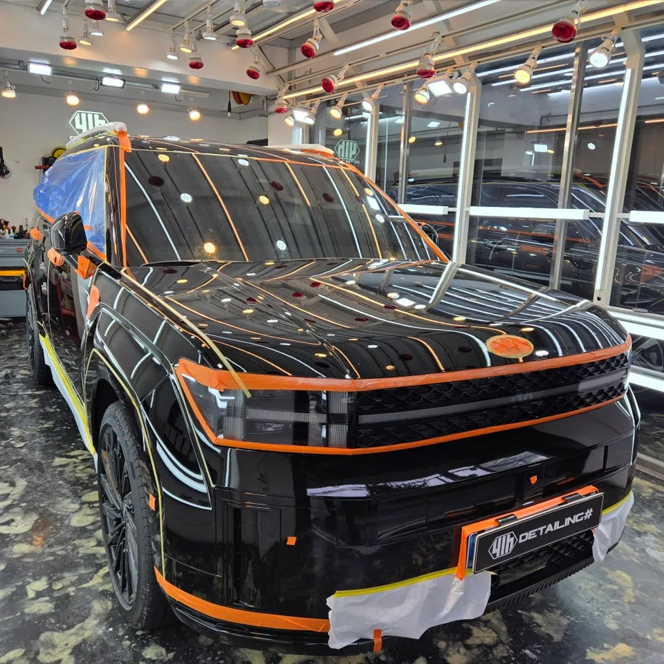 Hyundai Santa Feのガラスコーティング事例|費用目安・仕上がり 施工写真 1-3