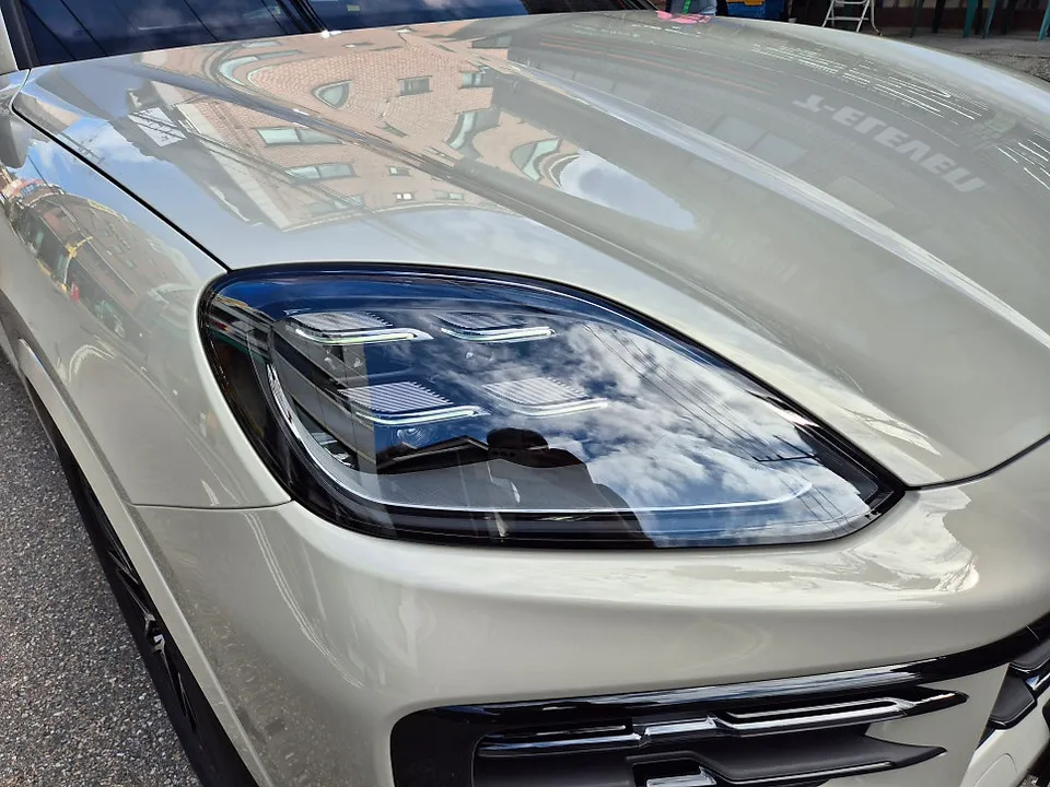ポルシェ カイエン クーペ PPF施工事例｜費用目安・仕上がり 施工写真 2-3