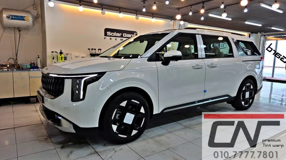 Kia Carnival KA4のカーフィルム施工事例｜費用目安・仕上がり 写真
