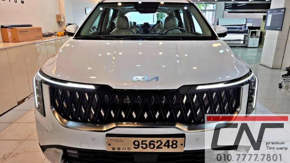 Kia Carnival KA4のカーフィルム施工事例|費用目安・仕上がり 施工写真 1-1