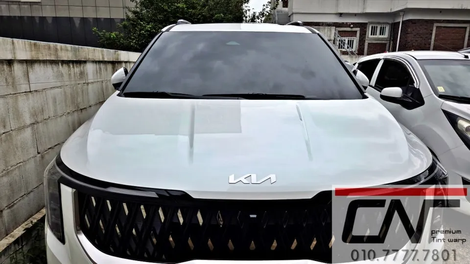 Kia Carnival KA4のカーフィルム施工事例|費用目安・仕上がり 施工写真 3-2