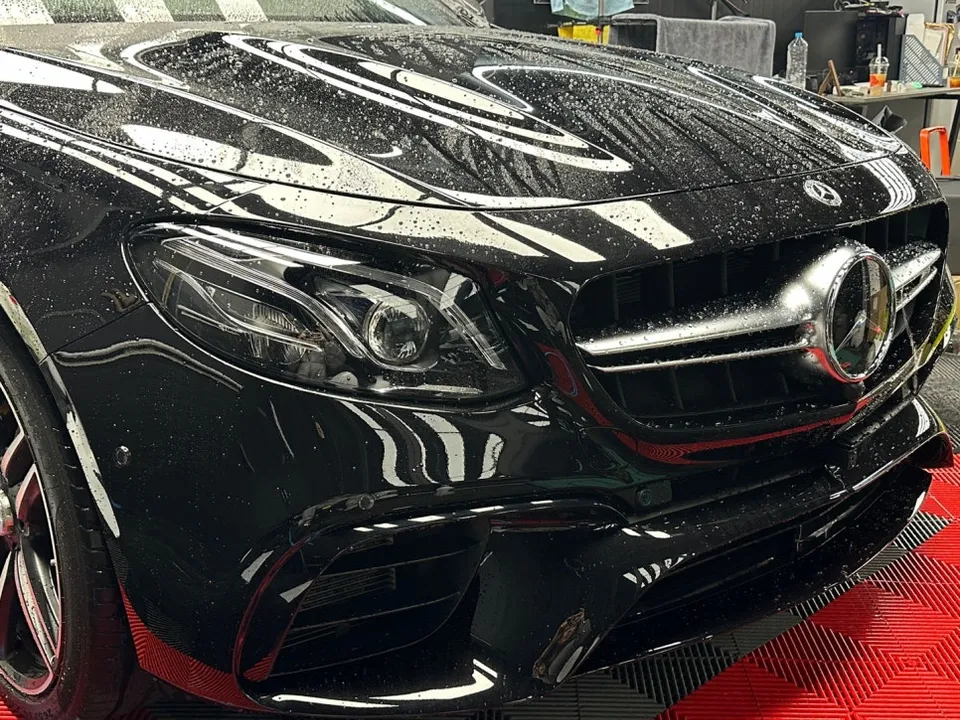 Mercedes-Benz Eクラス W213 PPF施工事例|韓国での実例 施工写真 2-3