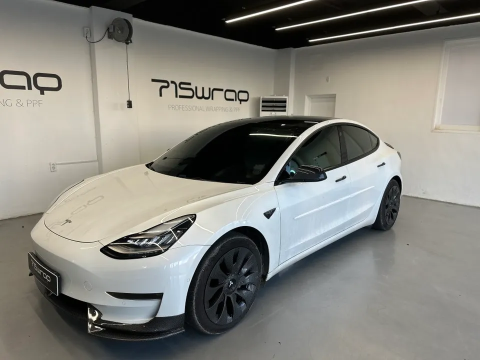 Tesla Model 3 Vinyl Wrap: Satin Black Chrome Delete Review photo 2