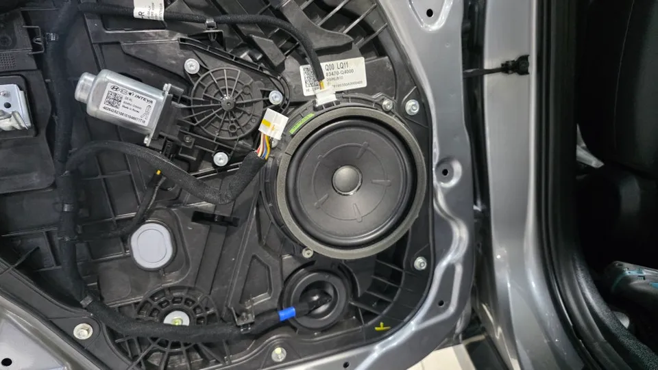 Kia Niroのカーオーディオ施工事例 施工写真 2-2