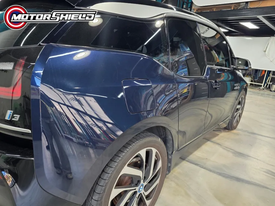 BMW i3 vinyl wrap - BMW i3 Vinyl Wrap Review — Cost & Two-Tone Style photo 6