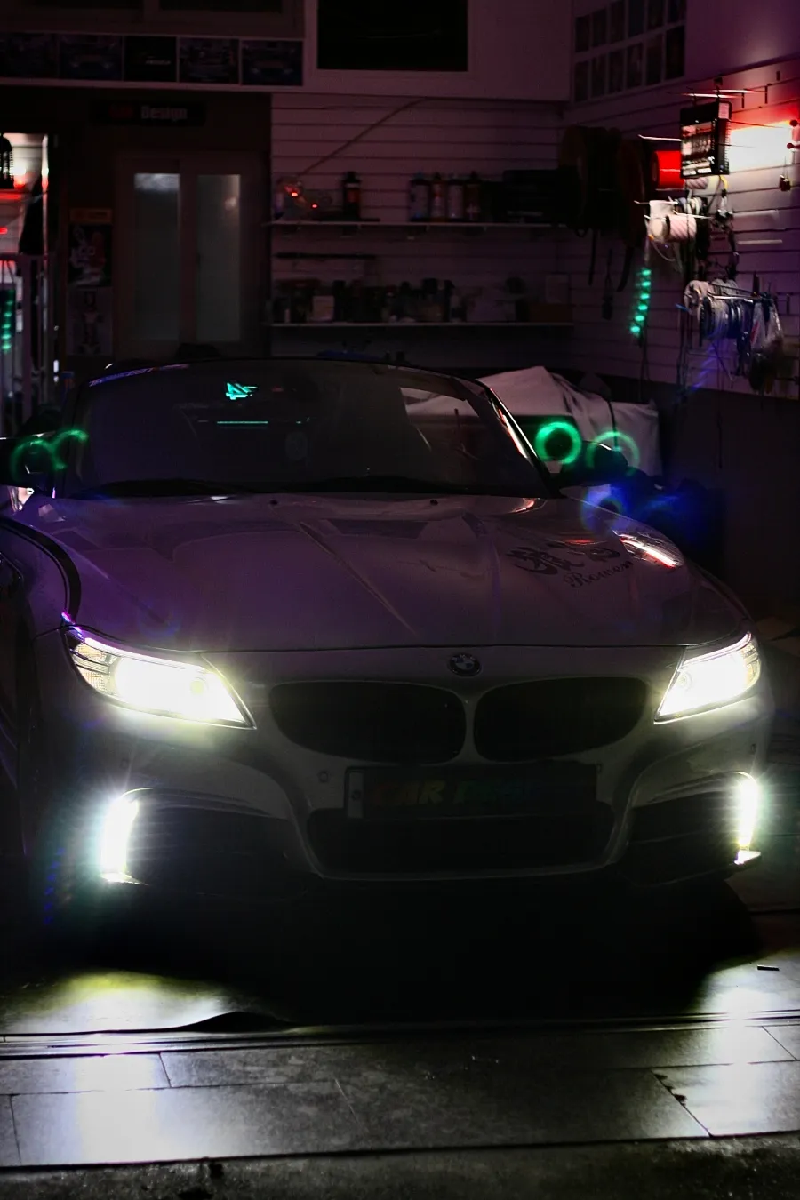 BMW Z4 ambient lighting - BMW Z4 Ambient Lighting Review — Custom Retrofit Cost photo 3