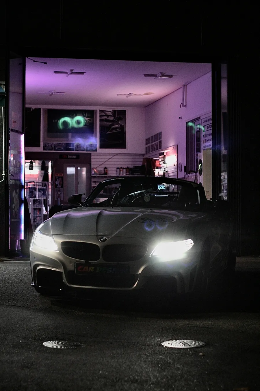 BMW Z4 ambient lighting - BMW Z4 Ambient Lighting Review — Custom Retrofit Cost photo 4