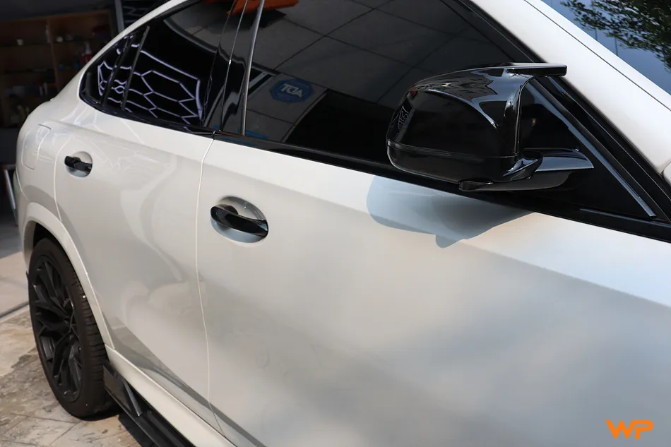 BMW X6 ドアキャブ ラッピング事例|費用目安・仕上がり 施工写真 3-2