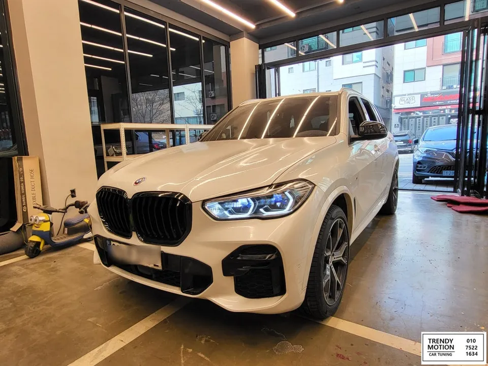 BMW X5 G05 interior customization installation result