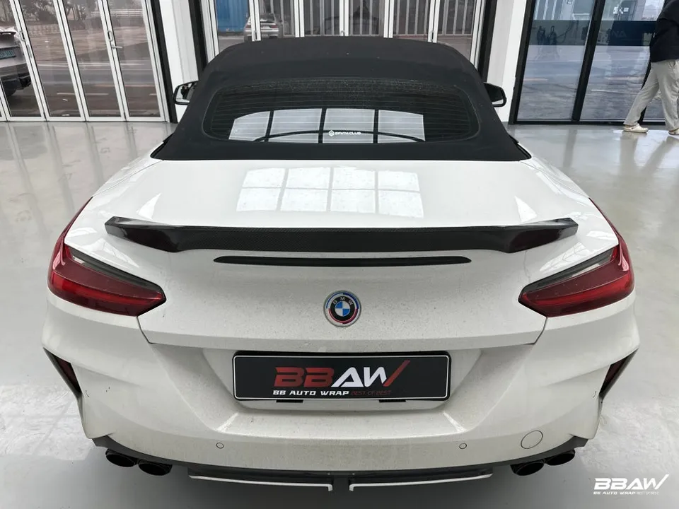 BMW Z4 G29のカーラッピング事例|費用目安・仕上がり 施工写真 3-1