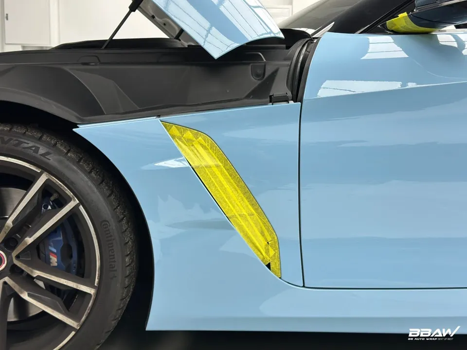 BMW Z4 G29のカーラッピング事例|費用目安・仕上がり 施工写真 2-3