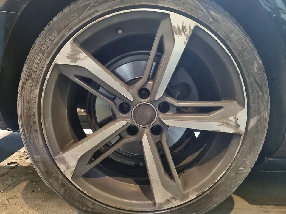 Audi S5 wheel repair - Audi S5 Wheel Repair & Refinishing Review — Diamond Cut Restored photo 3