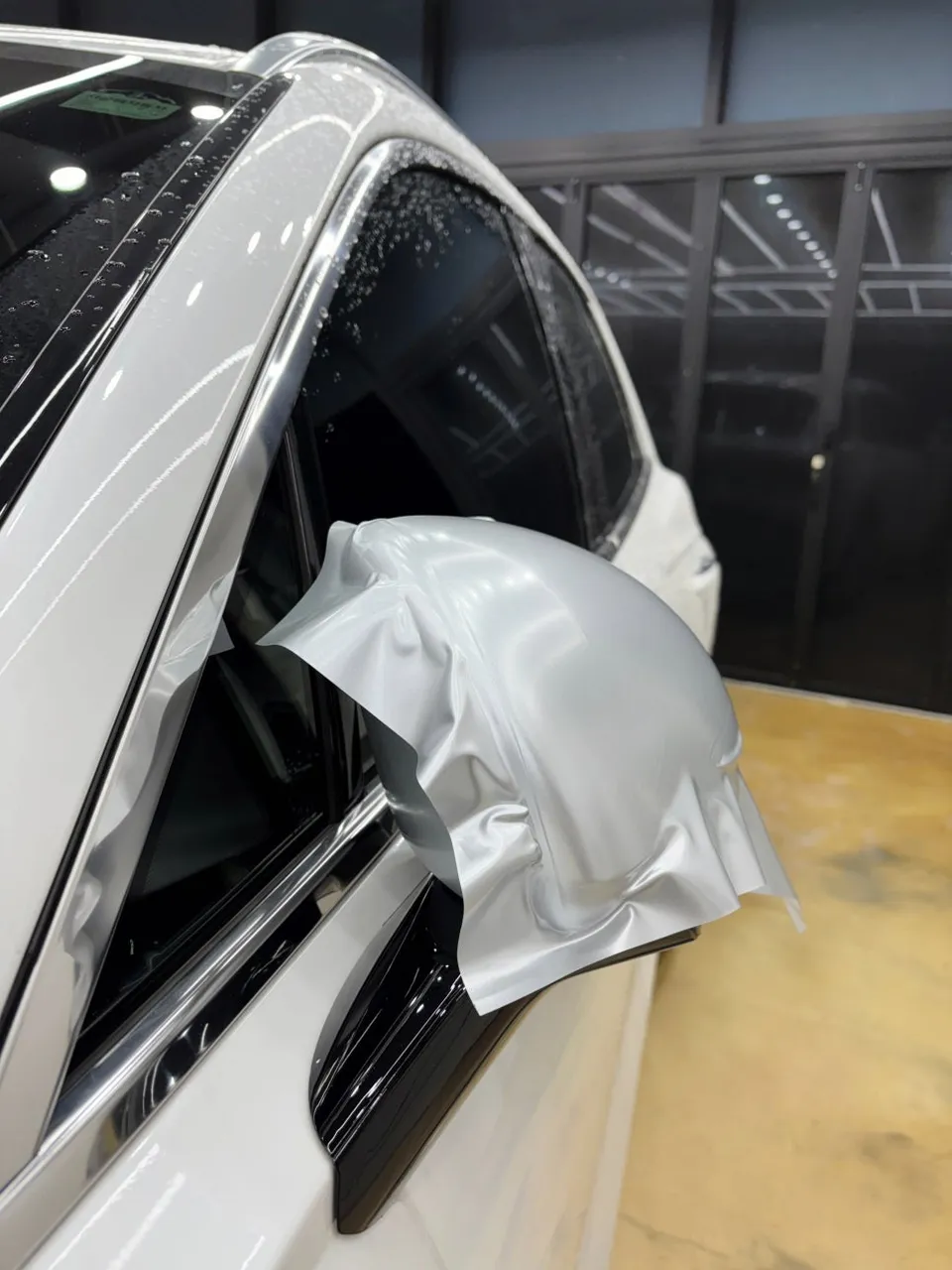 Genesis GV70 vinyl wrap - Genesis GV70 Vinyl Wrap Review — Side Mirror Accent photo 4