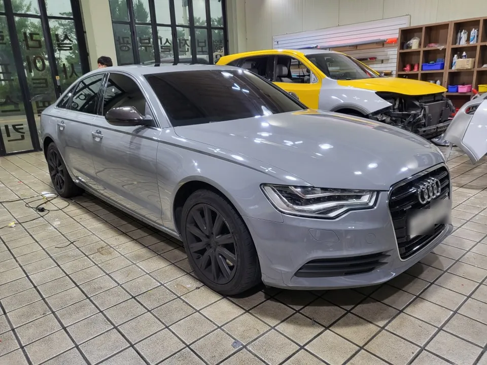 Audi A6 vinyl wrap - Audi A6 Vinyl Wrap Review: Lock Gray Color Change Cost photo 5