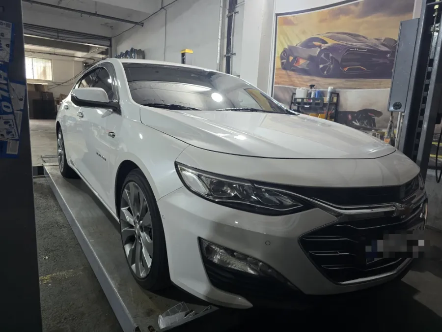Chevrolet Malibuのホイールリペア・塗装事例 施工写真 1-2