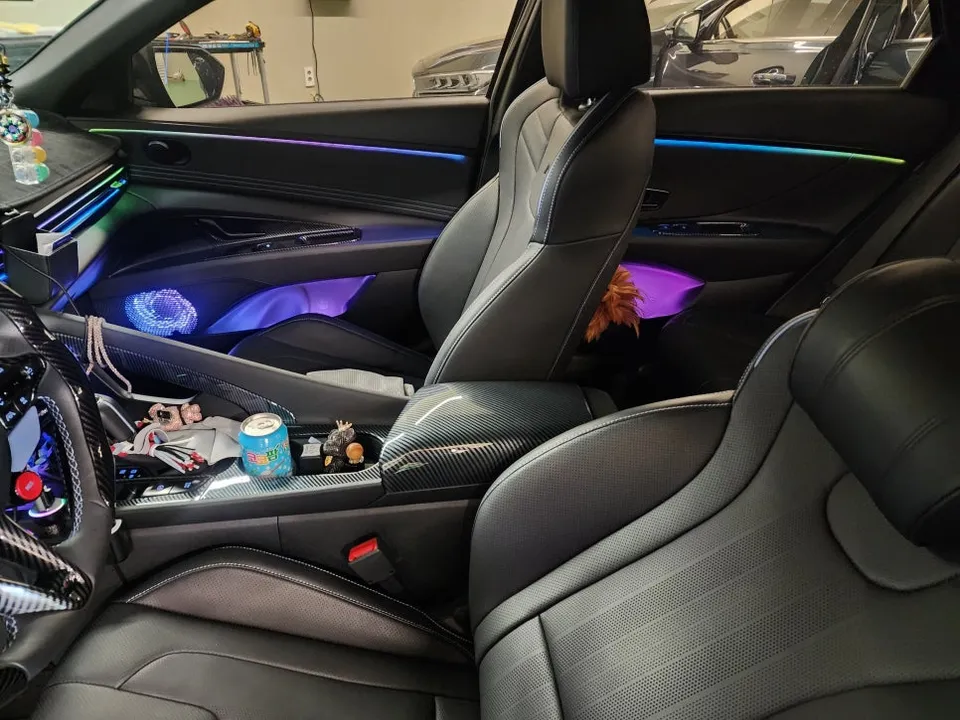 Hyundai Elantra ambient lighting - Hyundai Elantra Ambient Lighting Review — Enhanced Interior Mood photo 3