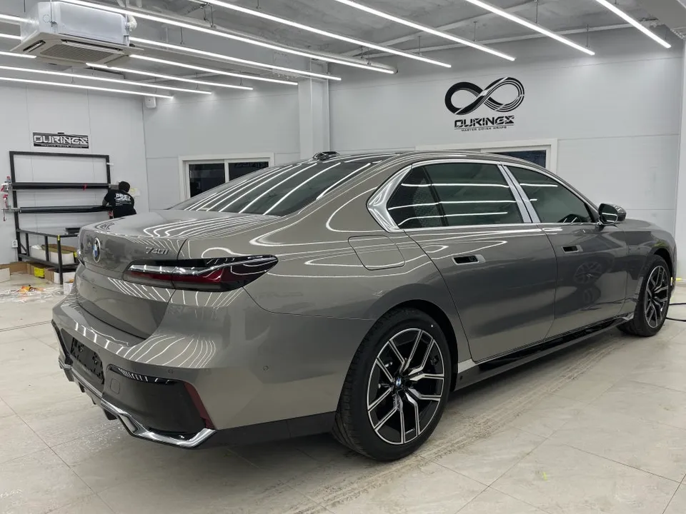BMW 7 Series G11/G12 PPF施工事例｜費用目安・仕上がり 施工写真 2-1