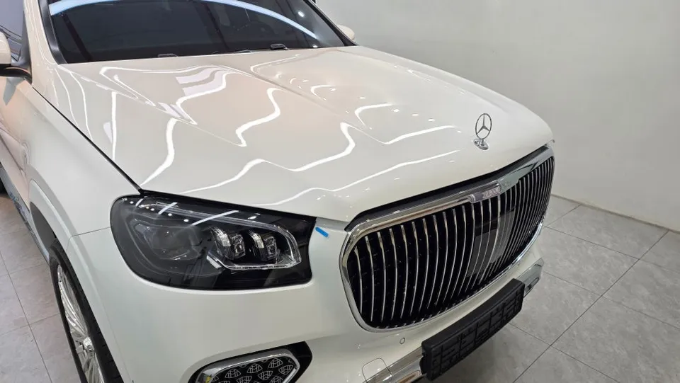 Mercedes-Benz Maybach PPF施工事例：デュオトーンの高級感 施工写真 3-1