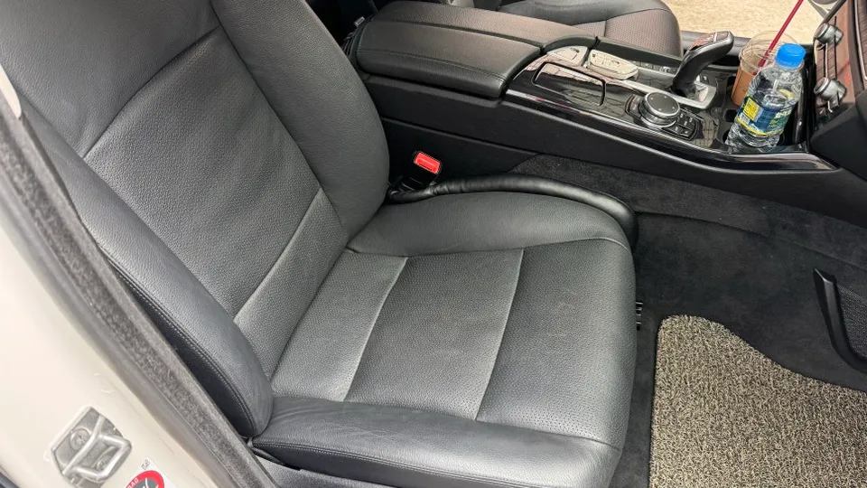 BMW 5 Series F10 seat ventilation - BMW 5 Series F10 Ventilated Seats Review — Cost & Results photo 4