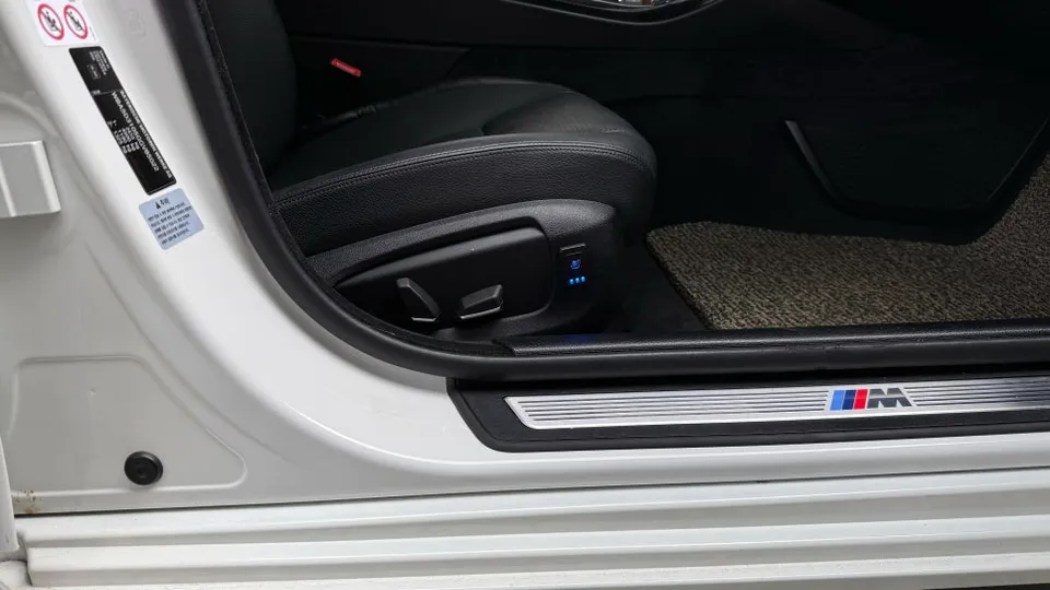 BMW 5 Series F10 seat ventilation - BMW 5 Series F10 Ventilated Seats Review — Cost & Results photo 5