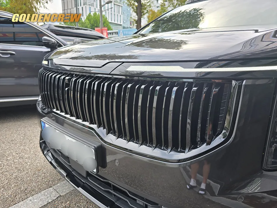 Kia Carnival body kit - Kia Carnival Body Kit Installation Review photo 3
