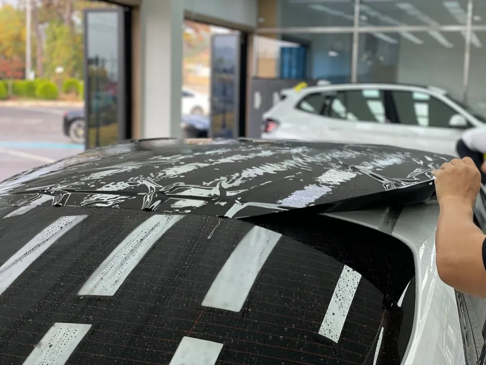 Hyundai Elantra Nのカーラッピング事例|費用目安・仕上がり 施工写真 2-2