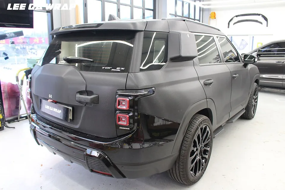 SsangYong Torresのカーラッピング事例｜3Mミリタリーフィルム 施工写真 3-1