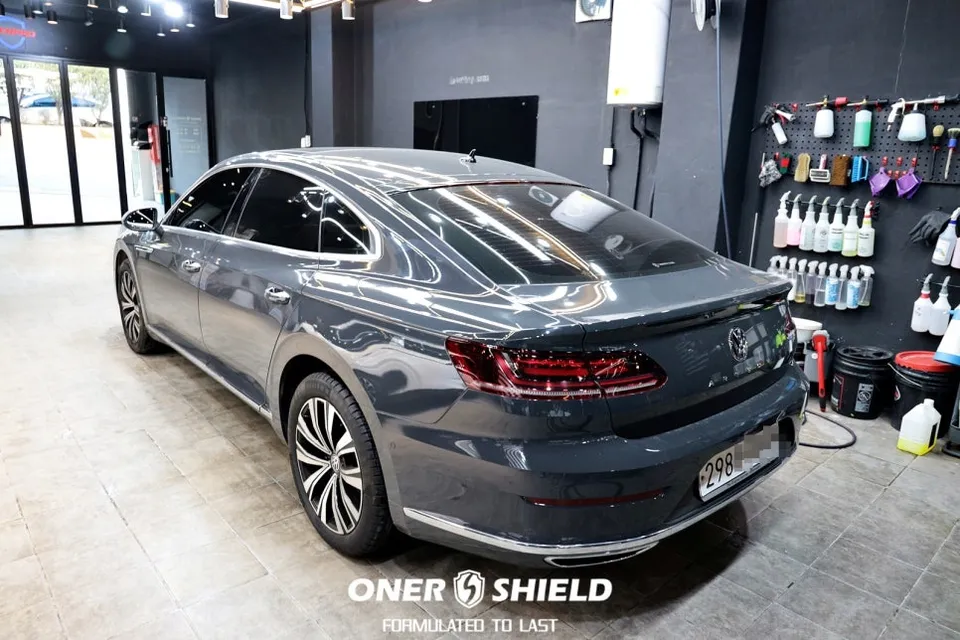 Volkswagen Arteonのガラスコーティング事例|韓国での施工 施工写真 4-1