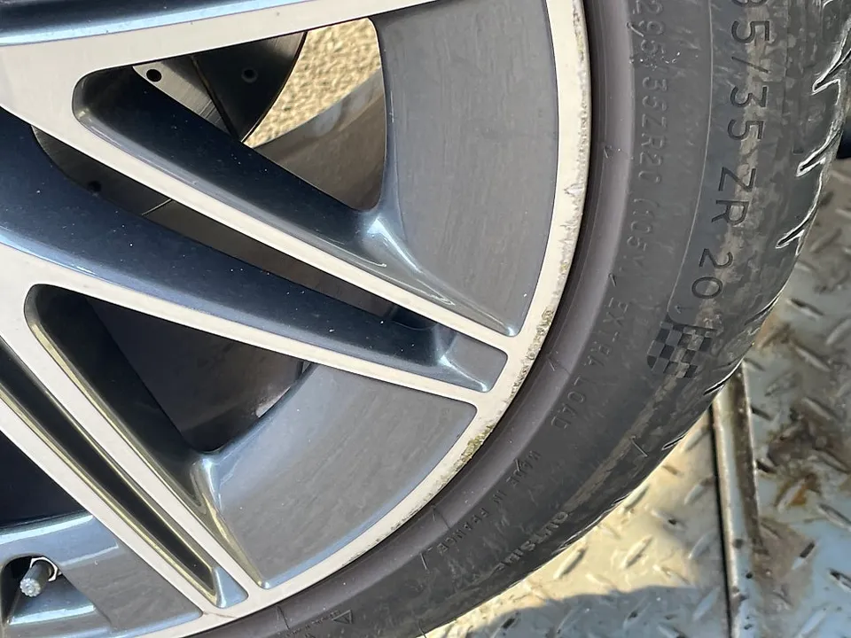 Mercedes-Benz GT43 wheel repair - Mercedes-Benz GT43 Wheel Repair — Diamond Cut Restoration photo 5