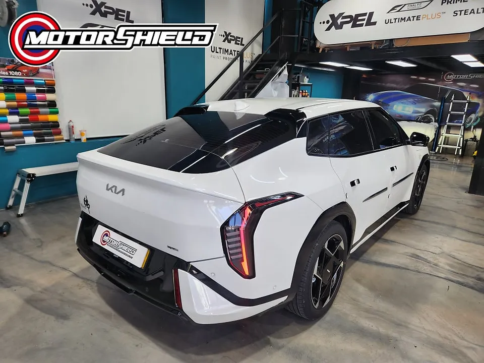 Kia EV4のカーラッピング事例 施工写真 3-1