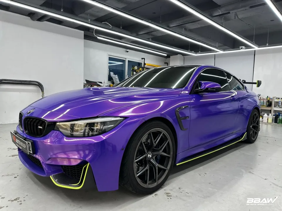BMW M4 F82のカーラッピング事例|ルーベルライトパープル 施工写真 1-1