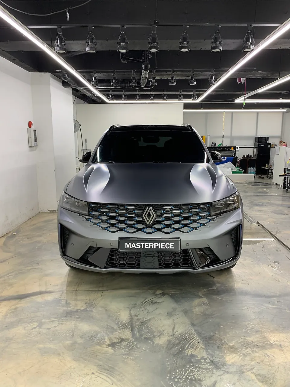 Renault Grand KoleosのPPF施工事例|無光フィルムの魅力 写真