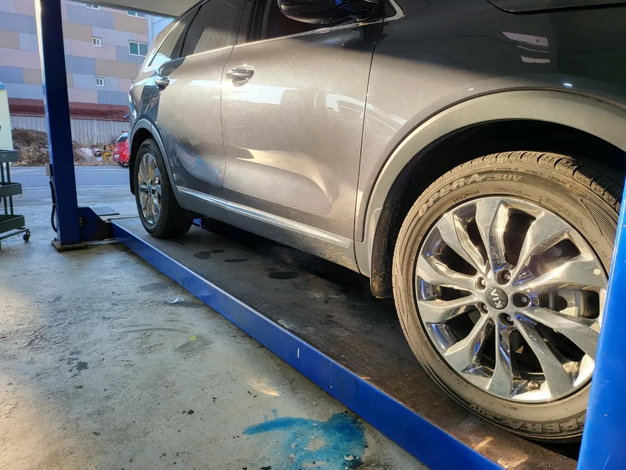 Kia Sorento MQ4 body kit - Kia Sorento MQ4 Body Kit Installation Review photo 5