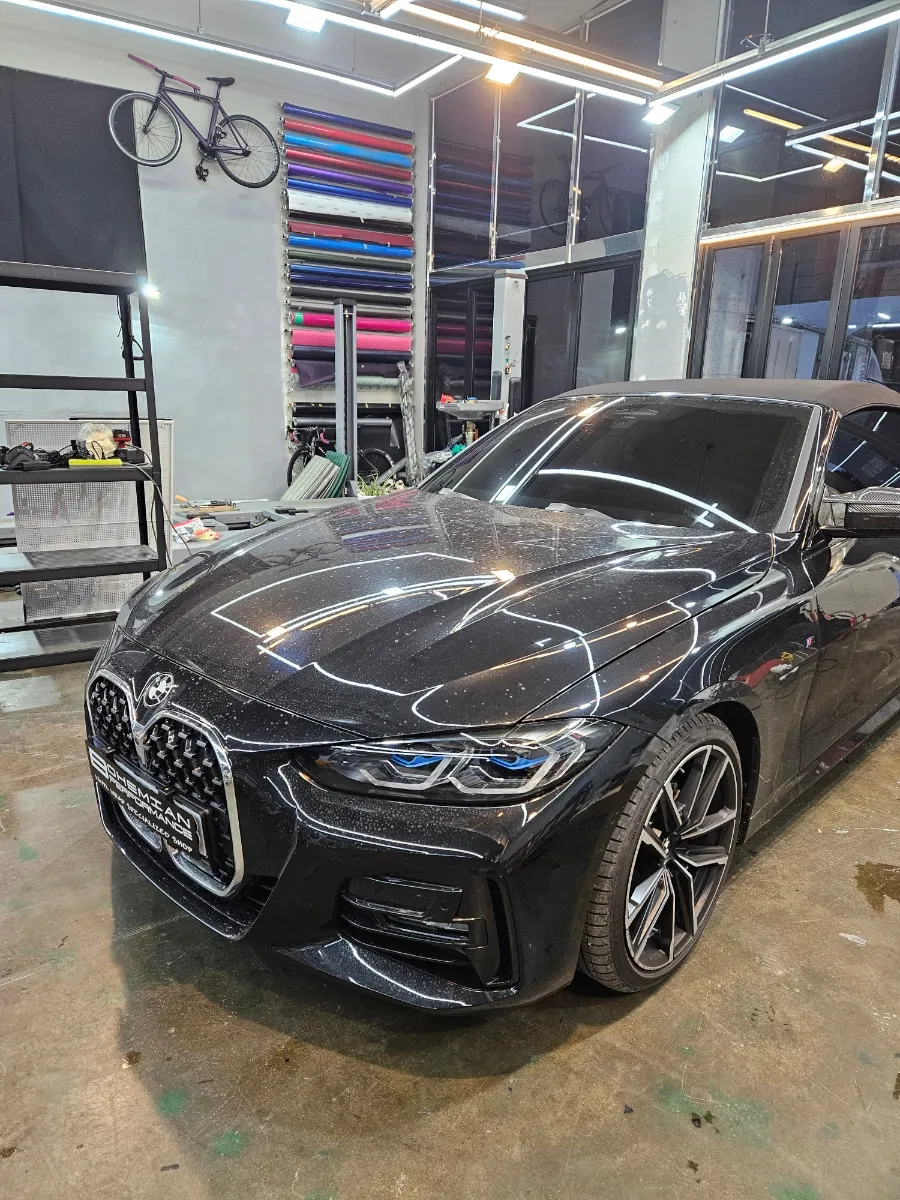 BMW 4シリーズ G22 グリルラッピング事例|費用目安・仕上がり 施工写真 1-2