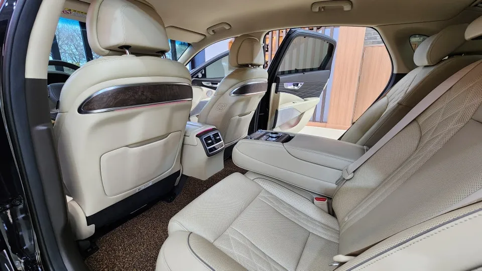 Kia K900 interior customization - Kia K900 Interior Customization Installation Review — Cost photo 3