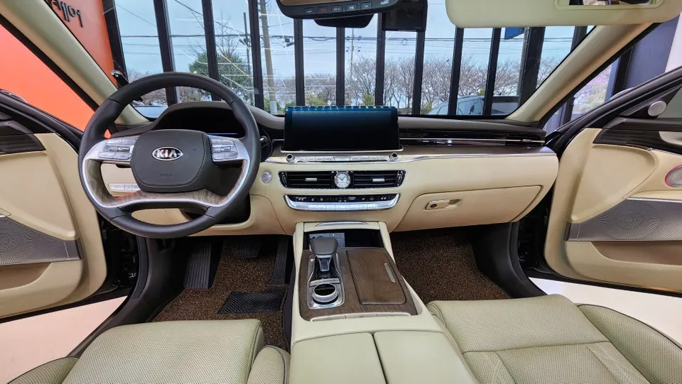 Kia K900 interior customization - Kia K900 Interior Customization Installation Review — Cost photo 5
