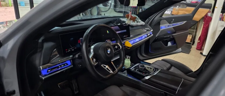 BMW 7 Series G70 Ambient Lighting Review: Cost & Results photo 1