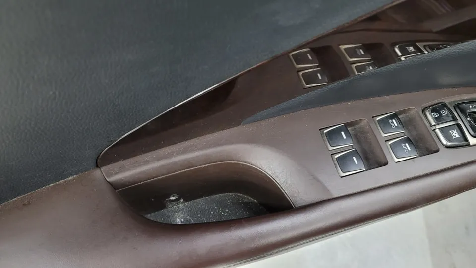 Hyundai Grandeur HGのカーフィルム施工事例｜費用目安・仕上がり 施工写真 6
