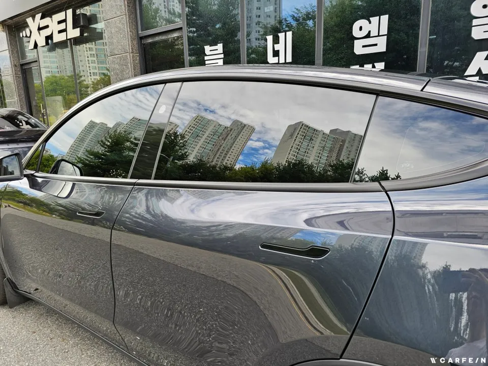 Tesla Model Y window tinting - Tesla Model Y Window Tinting Review — Ceramic Film Benefits photo 6