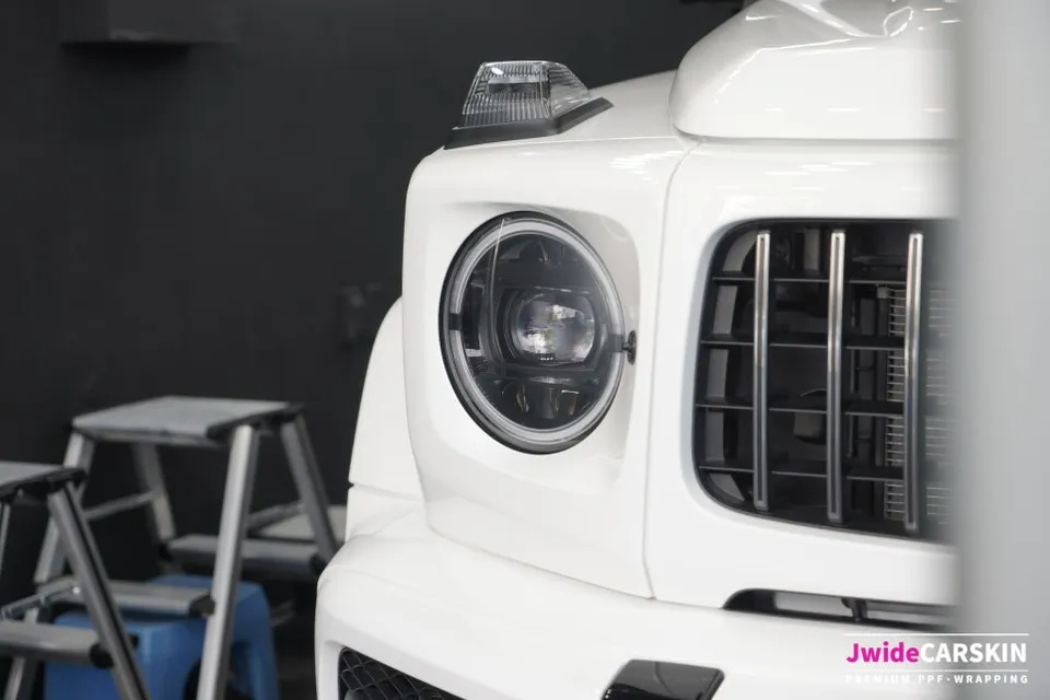 Mercedes-Benz G63 AMG W463 ppf - Mercedes-Benz G63 AMG PPF Review: Preserving Luxury Interior photo 5