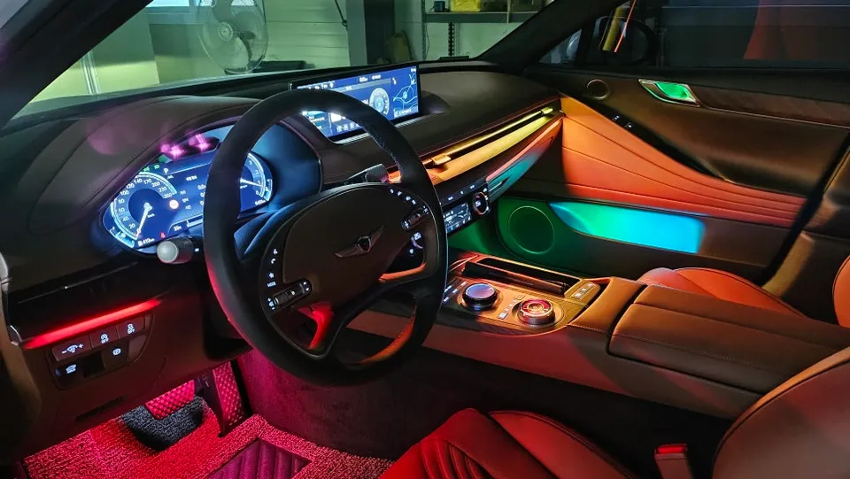 Genesis G80 RG3 ambient lighting - Genesis G80 RG3 Ambient Lighting Review: Glow Motion Upgrade photo 5