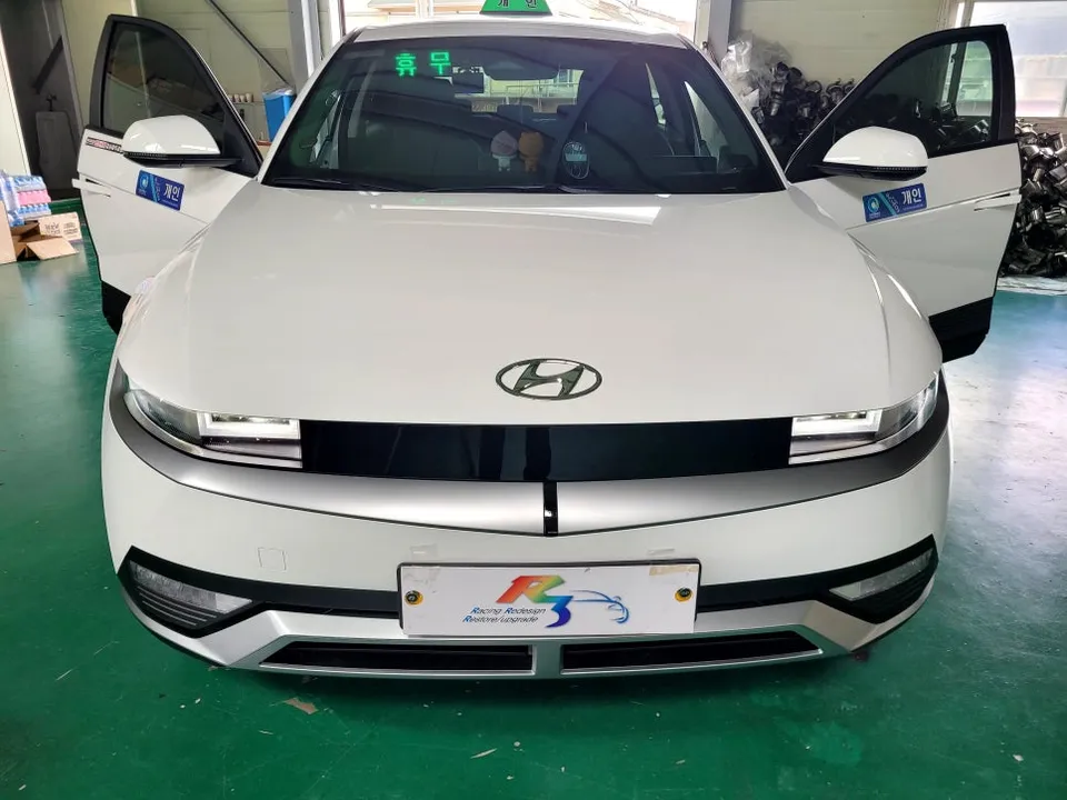 Hyundai IONIQ 5 Ghost Door & Mirroring Upgrade Review