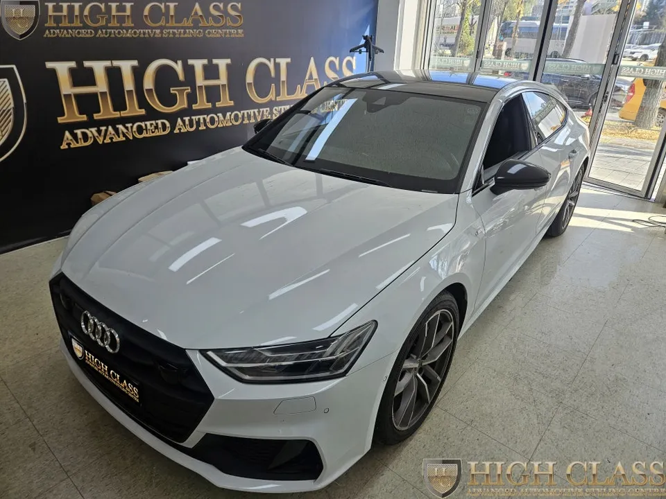 Audi A7のカーオーディオ施工事例 写真