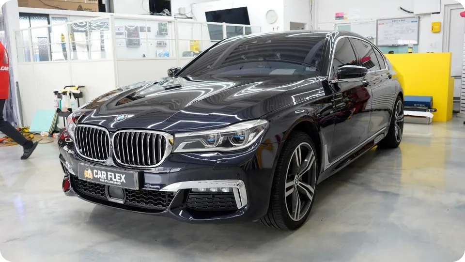 BMW 7 SeriesのPPF施工事例|クールグレーへのカラーチェンジ 施工写真 2-1