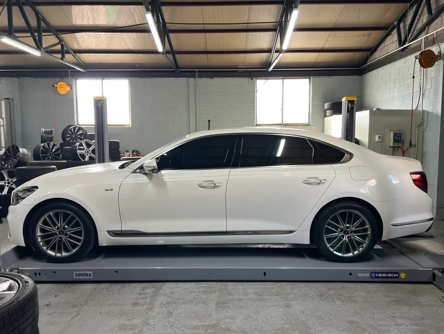 Kia K900 Wheel Repair & Painting Review - Stunning Restoration After